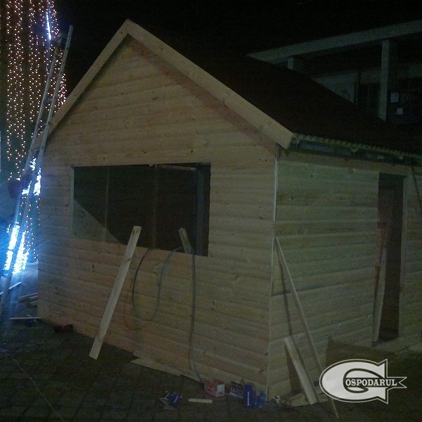 Компания «Orange» подарила сказочный Городок