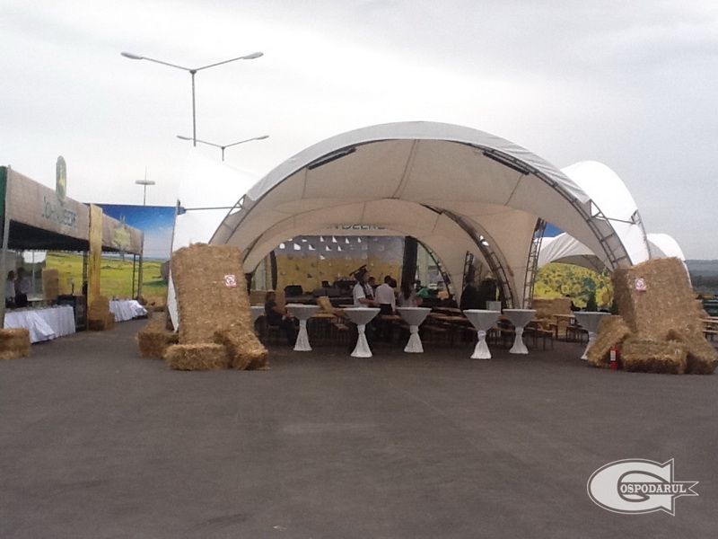 Открытие Центра продаж агропромышленной техники JOHN DEERE в Республике Молдова.